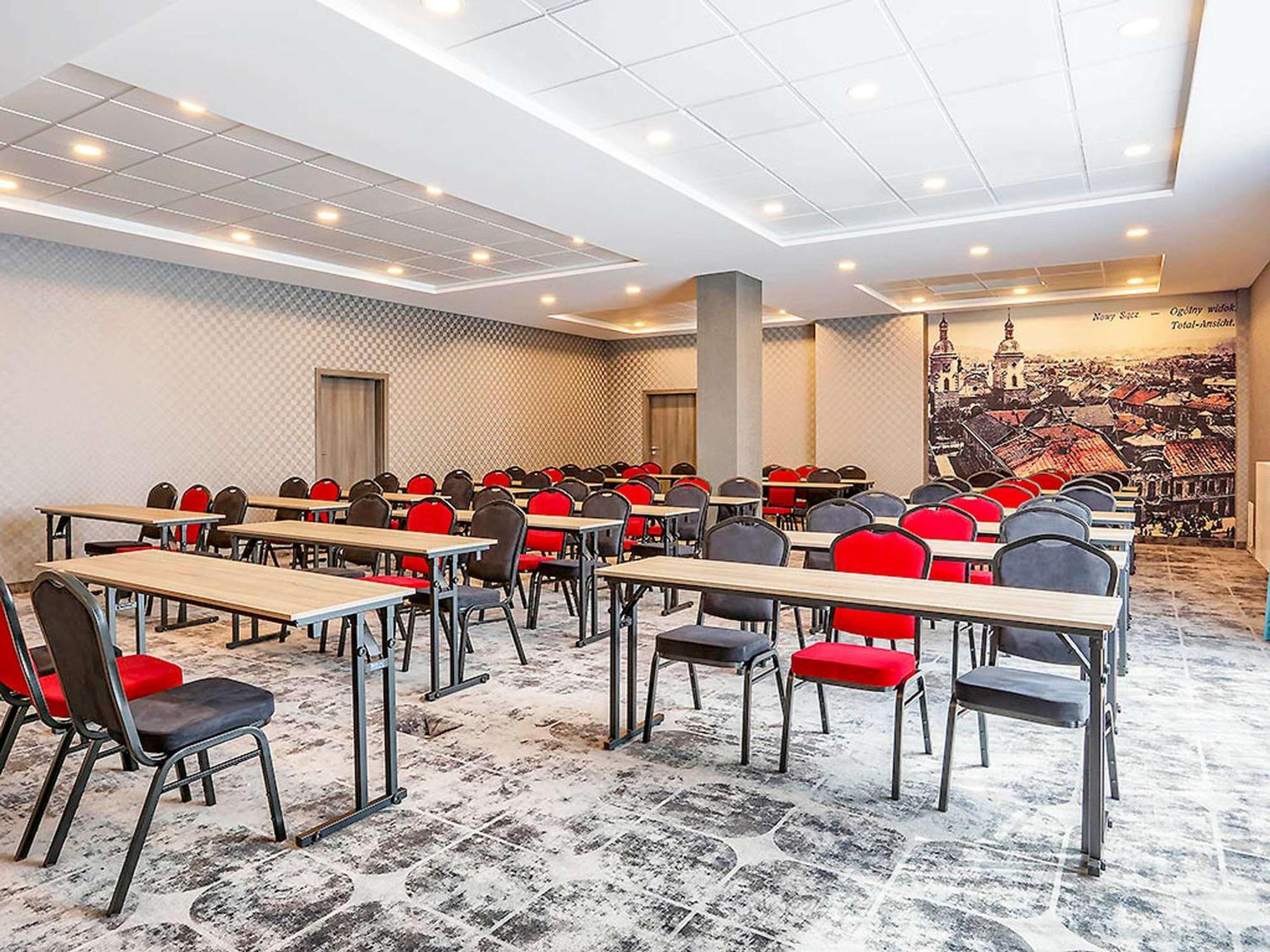 Hotel Ibis Styles Nowy Sącz Exterior foto